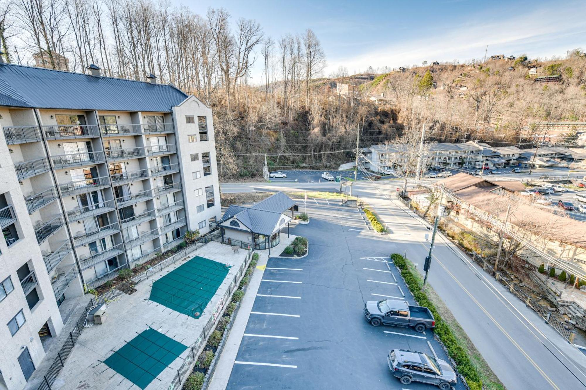 Downtown Gatlinburg Condo With Community Pool! Экстерьер фото